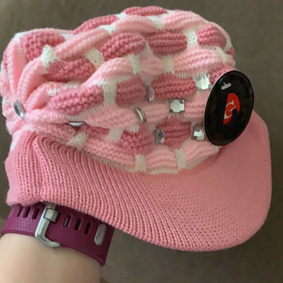 Knit hat - Picture 2 of 3